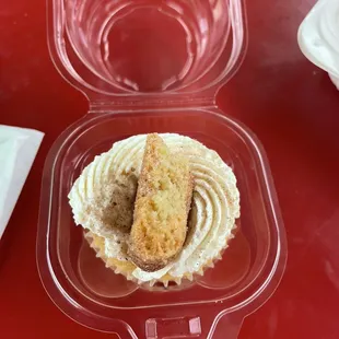 Snickerdoodle cupcake