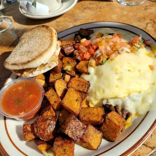 Carne asada omelet....very good!