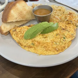 Omelet (can&apos;t remember which one) shredded hashbrown and toast  COWBOY COWBOY COWBOY OMELETTE