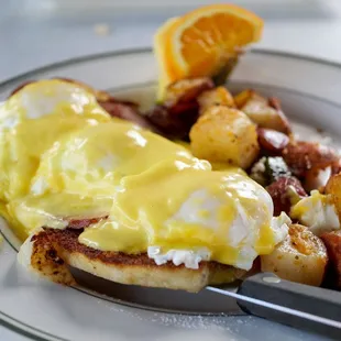 Eggs Benedict