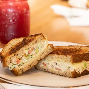 a grilled cheese sandwich