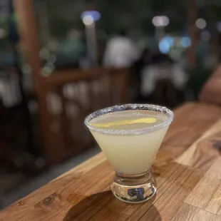 Lemon drop with elderberry