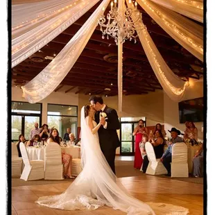 The Pavilion at Chapman Ranch--The First Dance.  Photography by: www.imageryconcepts.com