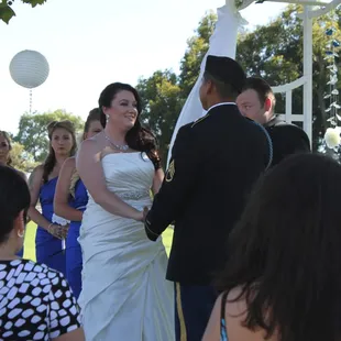 Jackie and Mike under the tree ceremony