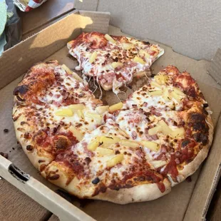 Lunch menu 16 inch ham and pineapple pizza.