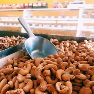 Large whole cashews. Yum!