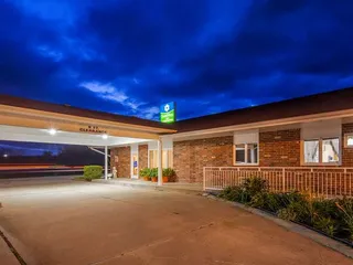 SureStay by Best Western Cameron