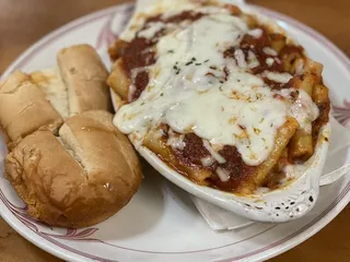 Maria's Family Restaurant & Pizza