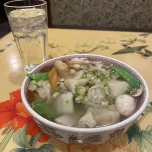 House Special Soup for 2, but I got for 1 as my full dinner