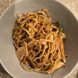 Chicken Lo Mein