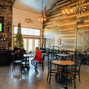 Common area, very warm and inviting.