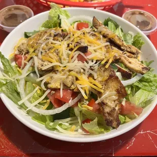 Grilled chicken salad