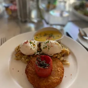 Crab Chesapeake Benedict (sauce on the side)