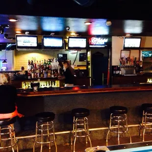 Bar/TVs