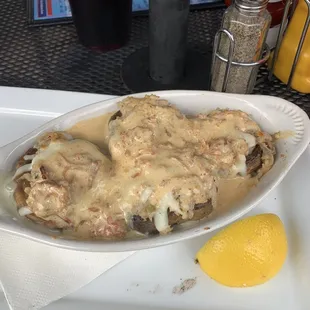 Stuffed mushrooms with crab