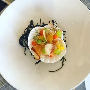 Today's #special scallop crudo / bonito flakes / citrus / #farmersmarket cherry tomatoes