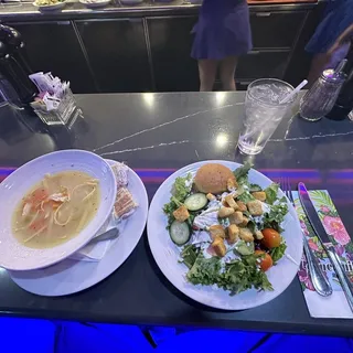 Mixed Greens Or Fresh Spinach Salad