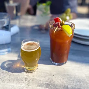 drink, oysters and mussels