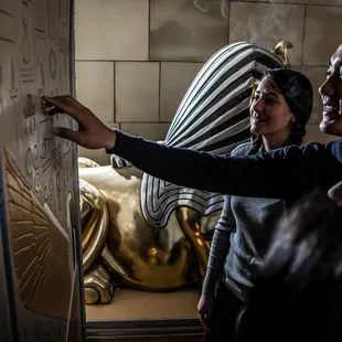 Uncover the secrets of the ancient pharaoh's tomb!