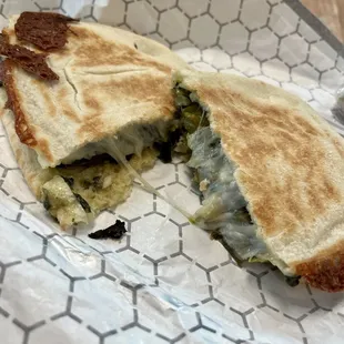 Chicken and spinach pita