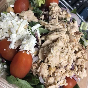 Kale salad with chicken