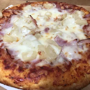 Ham &amp; Pineapple Personal Pan Pizza!!!