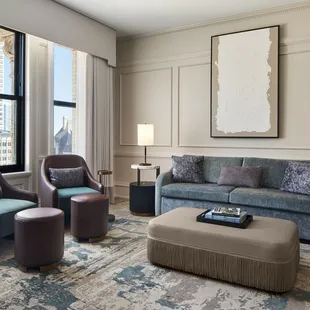 Pfister Suite Parlor
