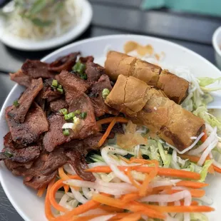 Pork Eggroll Vermicelli - 5/5 - @rayz