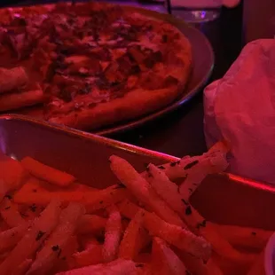 Truffle fries &amp; pizza