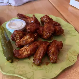 fried chicken, fried chicken wings, chicken wings and fried chicken, food, chicken, bbq chicken, chicken wings, bbq wings, poultry