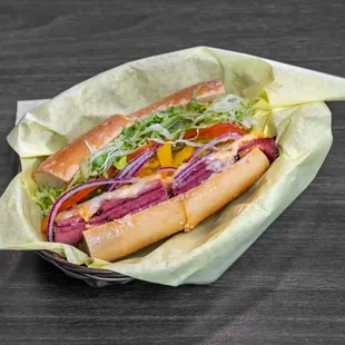 Hot pastrami with thousand island and sauerkraut
