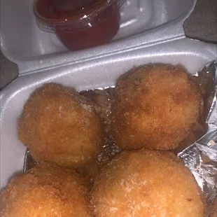 Mac and Cheese Balls