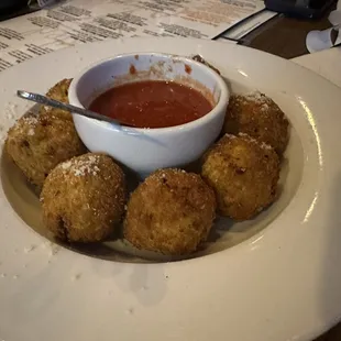 Fried Jalapeno Mac and Cheese Balls