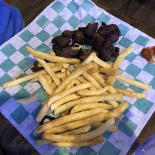 Steak bites with fries