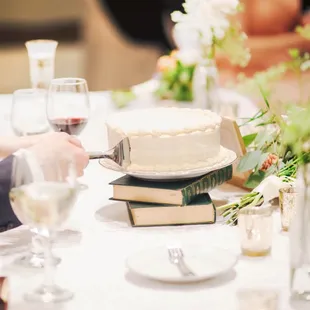 Cake at the bride's and groom's table | Photo by Meagan McLendon