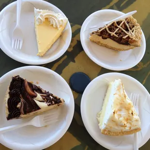 Peanut Butter Chocolate Fudge Pie