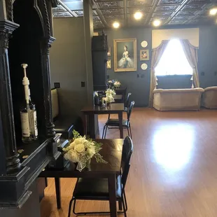 Looking back toward the front like back to the future!