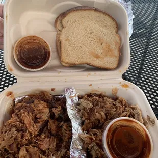 Pulled Pork &amp; Pulled Chicken and Toast