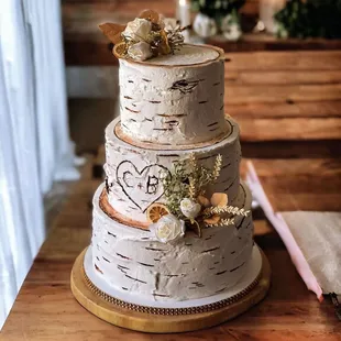 Rustic birch bark wedding cake