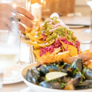 Nachos and Pei mussels.