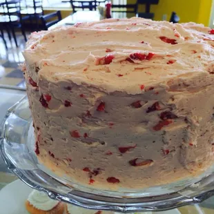 Strawberry Cake!!