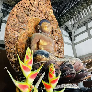 Buddha statue at Byodo-in Temple