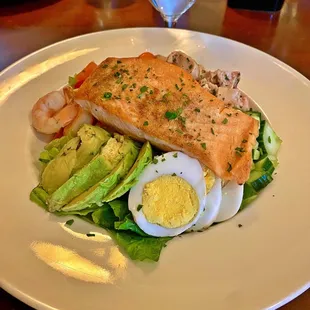 Seafood Cobb except not really because they didn't include the crab on this salad (I asked for no lobster salad).