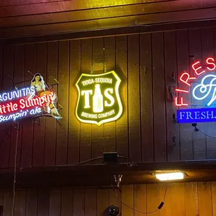 Love this neon for the local brew!