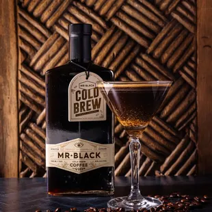 Carajillo: espresso, cold brew liquor, Licor 43