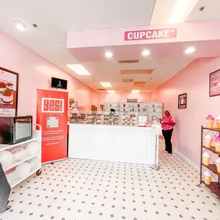 Clean, organized store front with tasty treats on display. Also peep Ms. Gwen the fabulous owner there in the right corner !!! Love her !