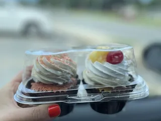 K Squared Cupcakes