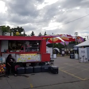 Underground music showcases.  Oasis stage