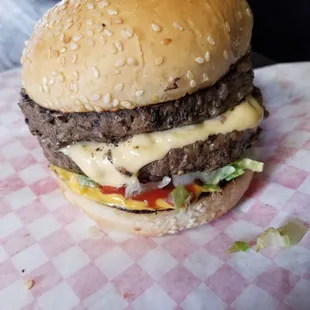 Double Cheeseburger