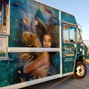 Gorgeous art on their truck!!